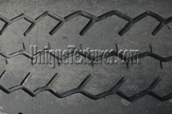 wheel pattern grooved vehicle rubber black