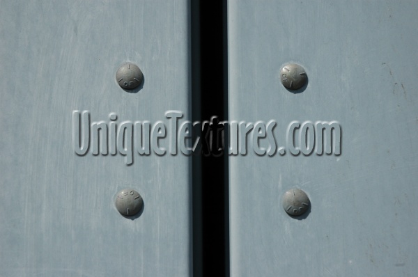 fastener vertical spots mech/elec metal gray