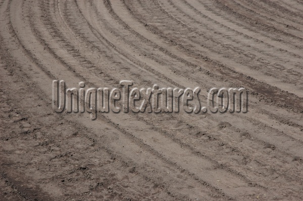 wheel curves agricultural vehicle natural earth dark brown